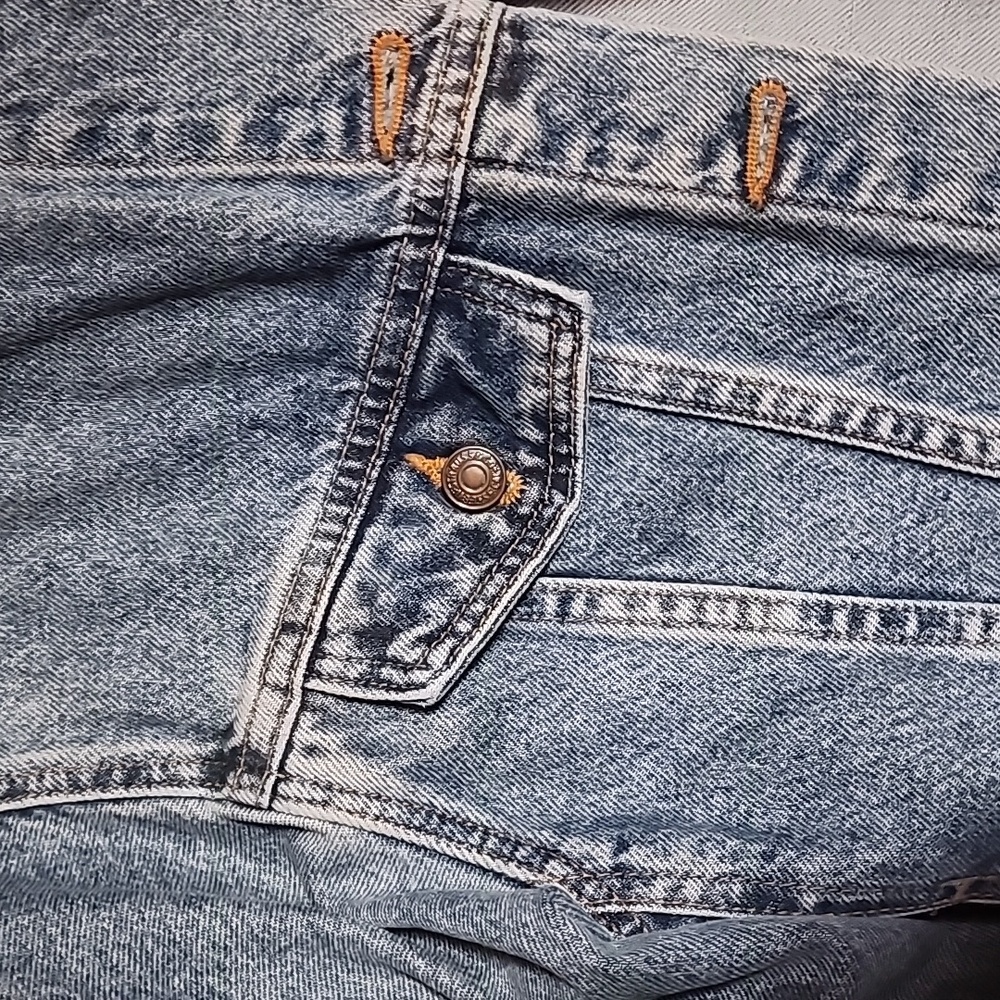 Vintage Jean Jacket - Picture 2 of 6